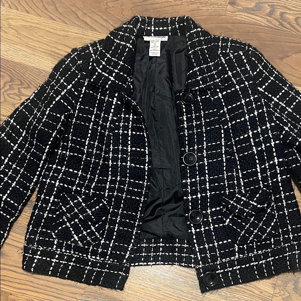 NorthStyle Black and White Plaid Blazer